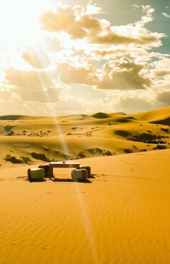Erg Chebbi Dunes Desert Camp Hotel Merzouga Ngoại thất bức ảnh