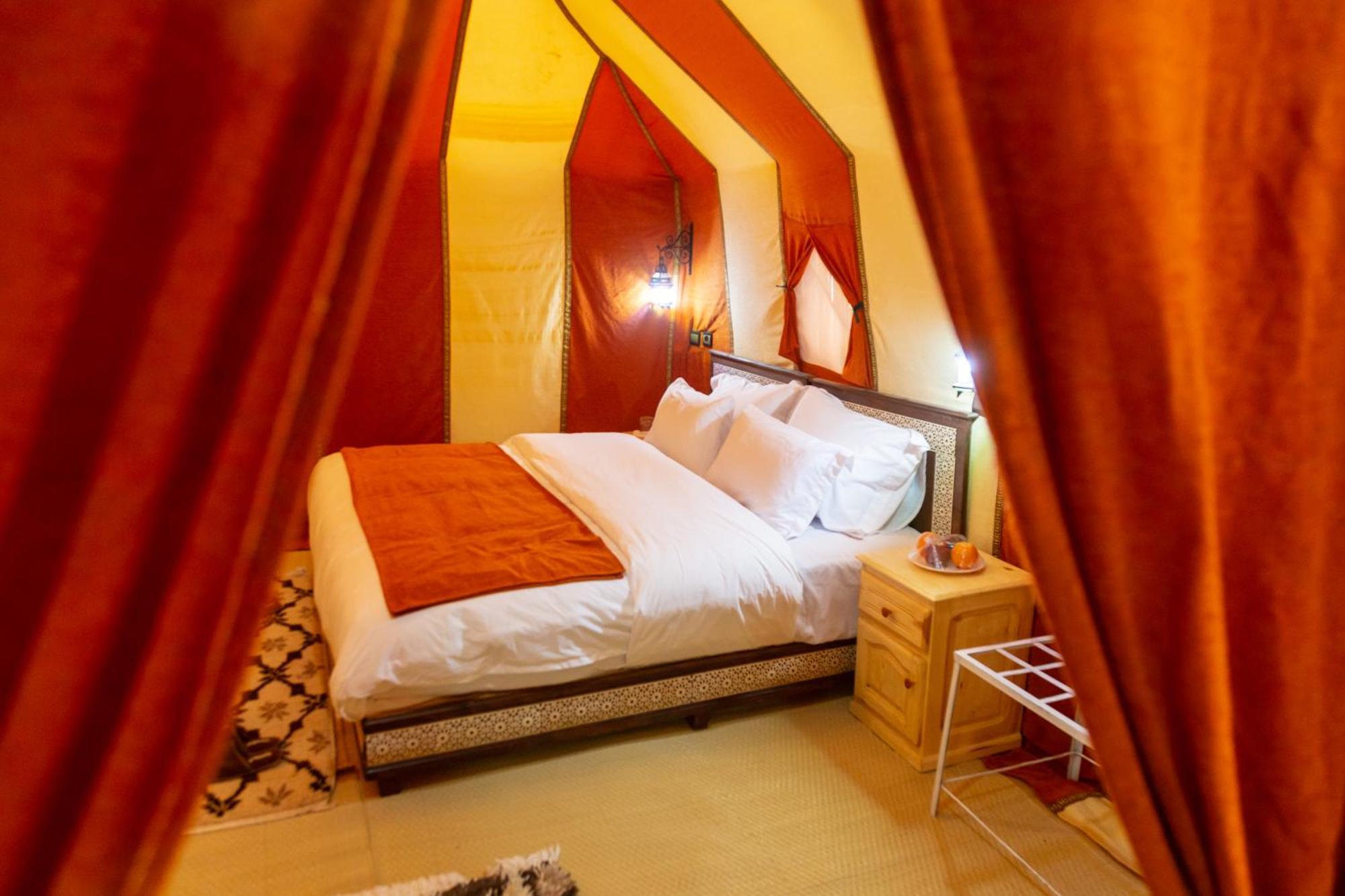 Erg Chebbi Dunes Desert Camp Hotel Merzouga Ngoại thất bức ảnh